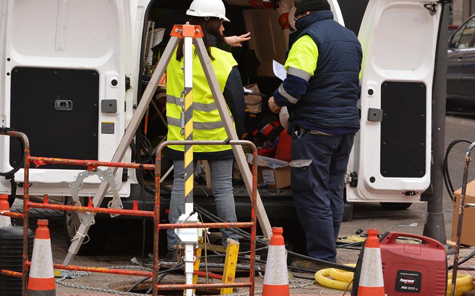 camion pompe egout Paris 11